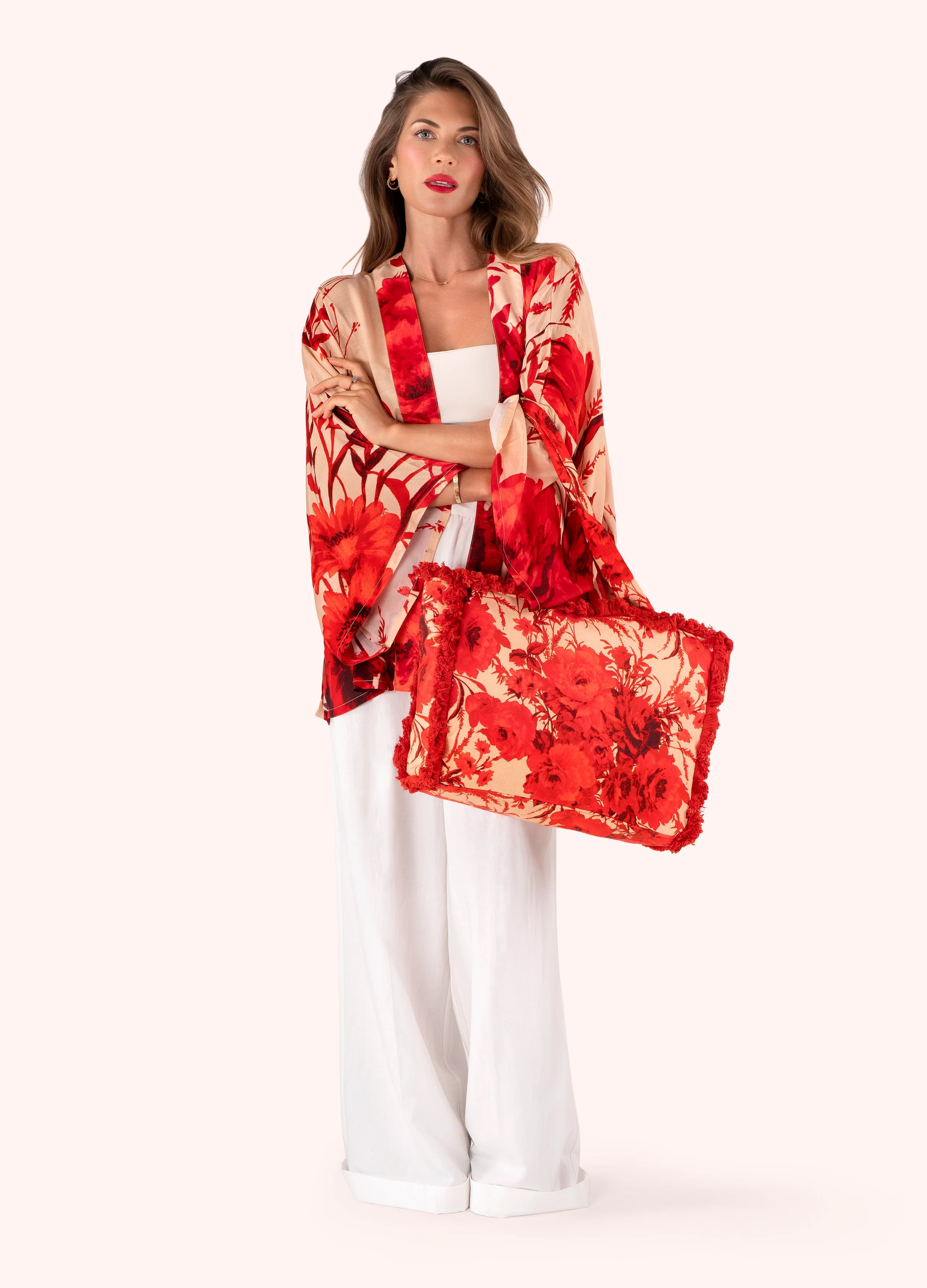 Kimono Rouge Blooms