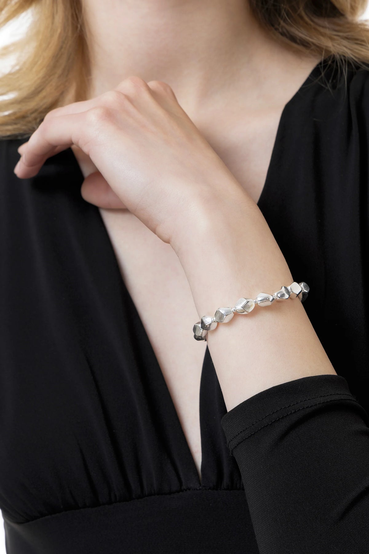 Bracciale elastico ciottoli